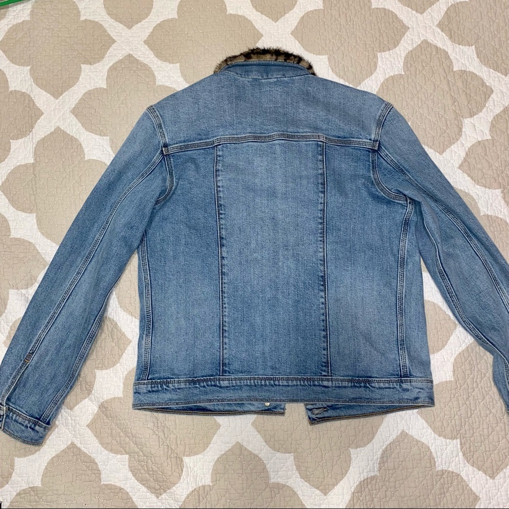 Joe's Jacket - Picture 6 of 12